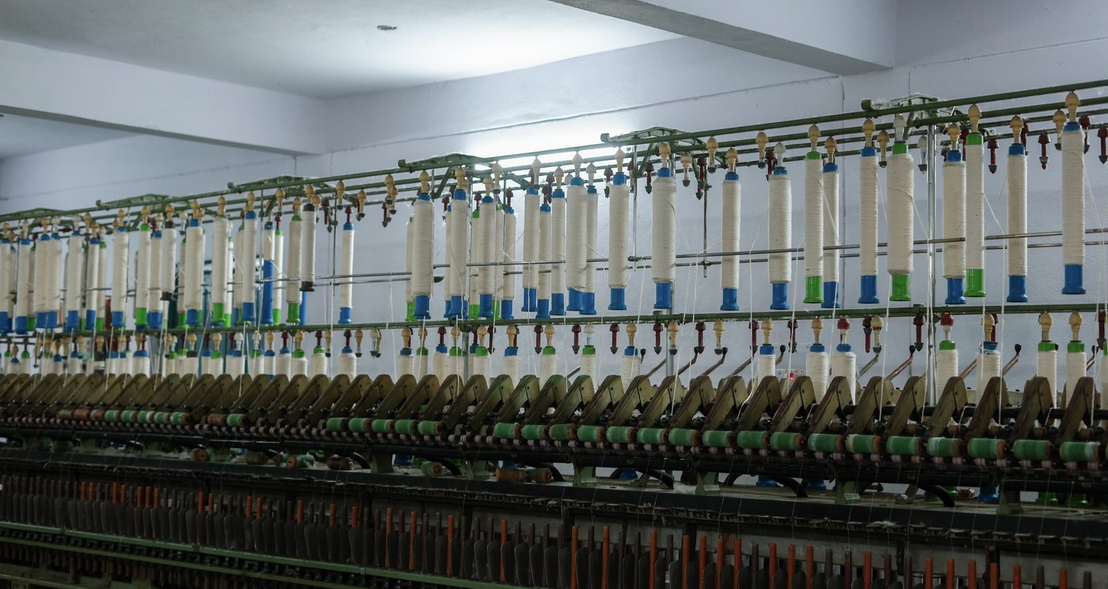 Decentralised unbaled cotton yarn spinning machinery and spindles in Burgula, Telangana